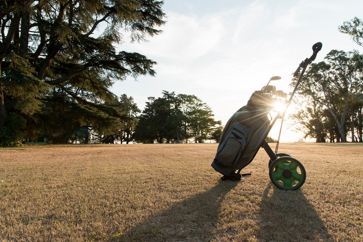 Learning Golf Push Cart Etiquette: How to Use One Like a Pro