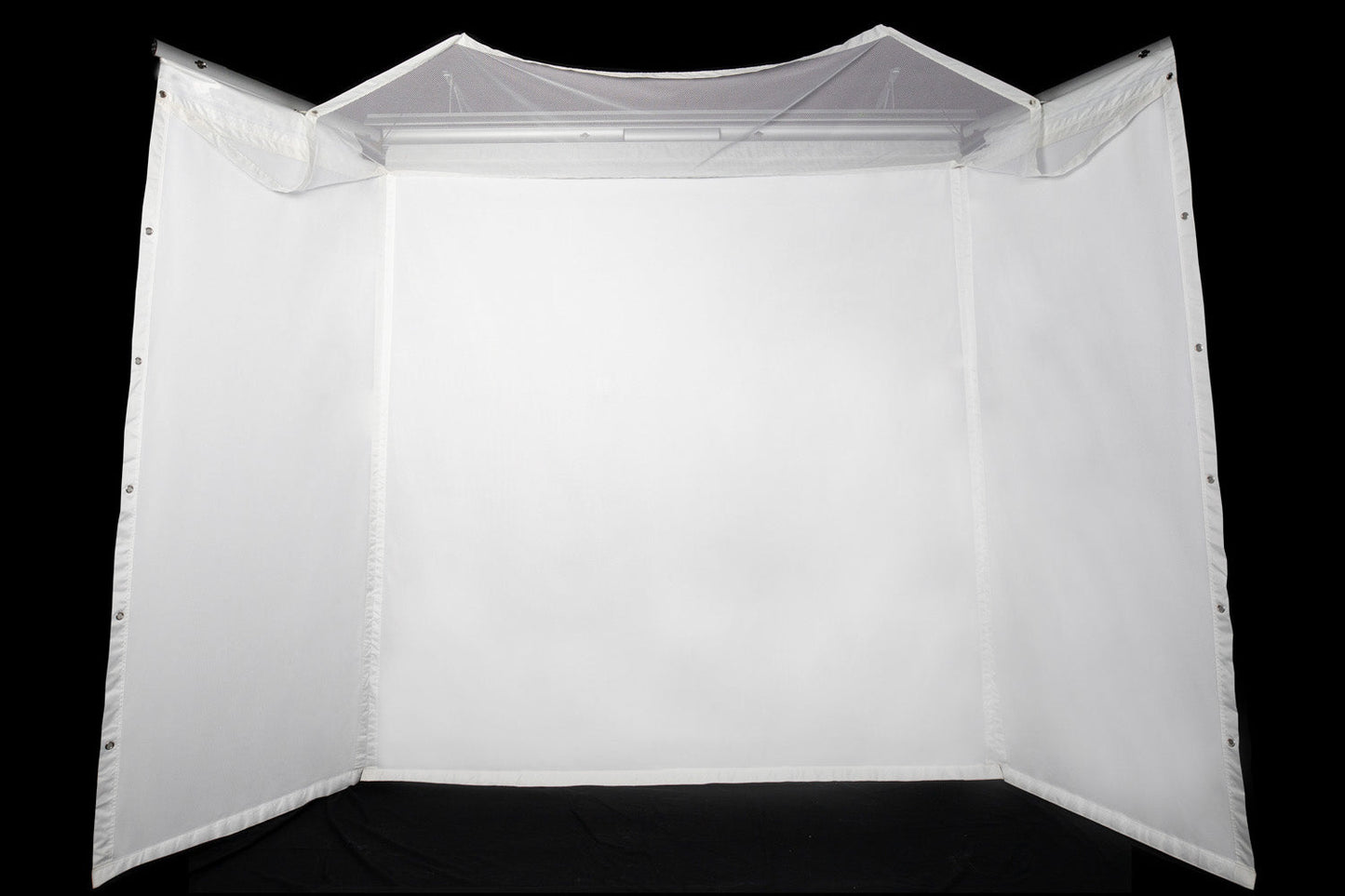 HomeCourse Golf - HomeCourse Retractable Golf ProScreen 180 - Big Horn Golfer