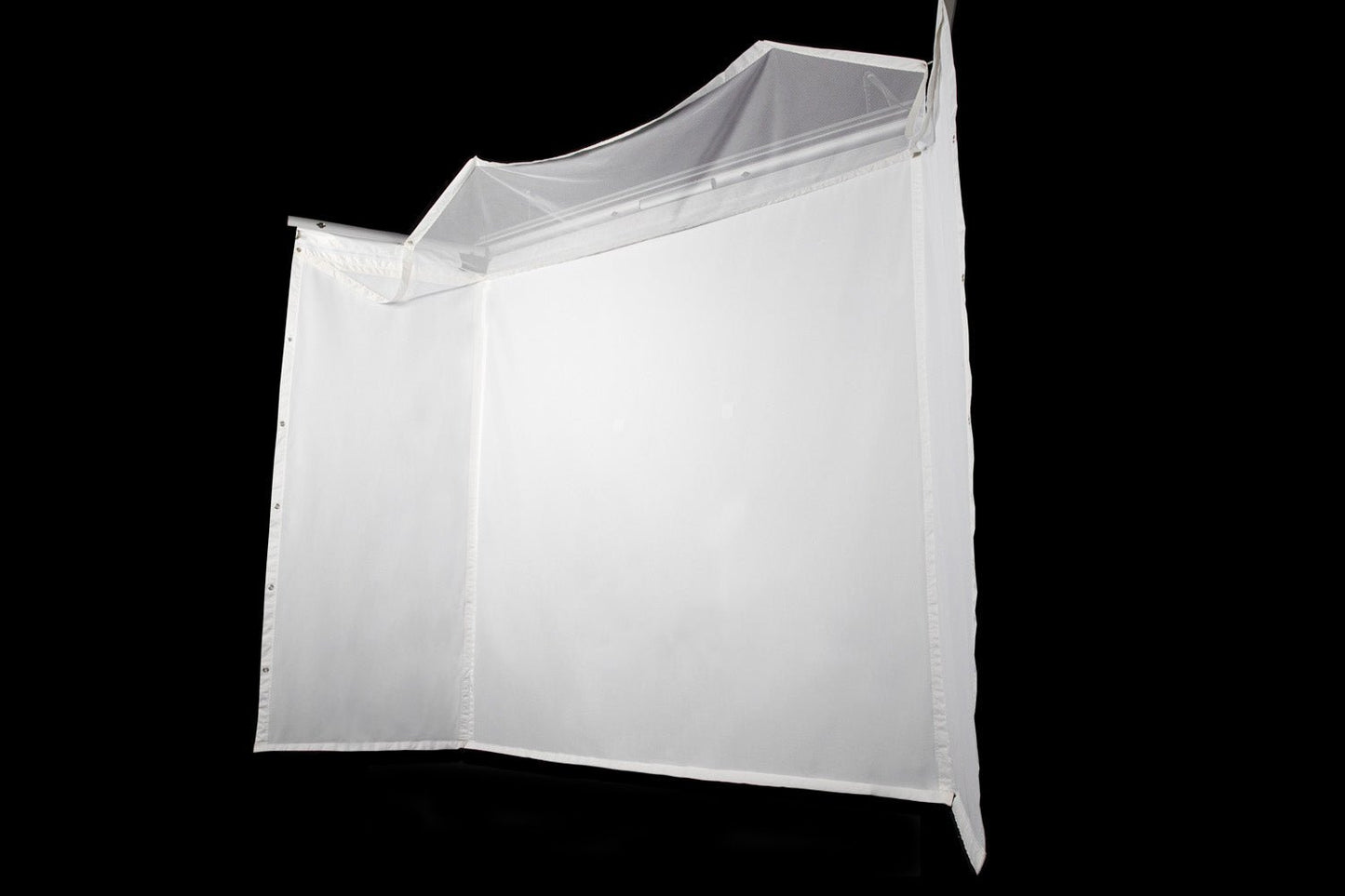 HomeCourse Golf - HomeCourse Retractable Golf ProScreen 180 - Big Horn Golfer