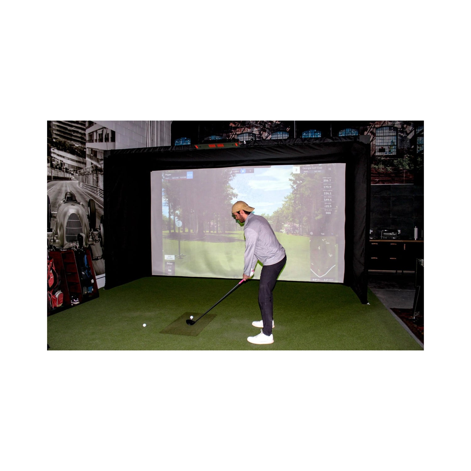 SportScreen Simulator Bays