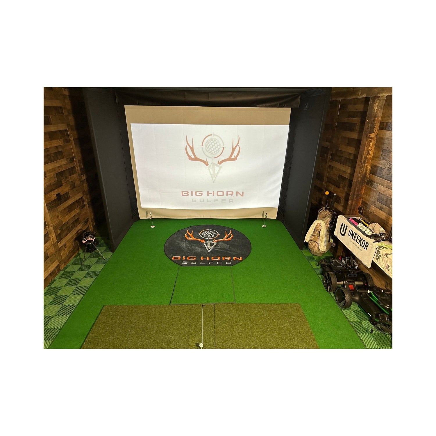 PRO Golf Simulator Bays