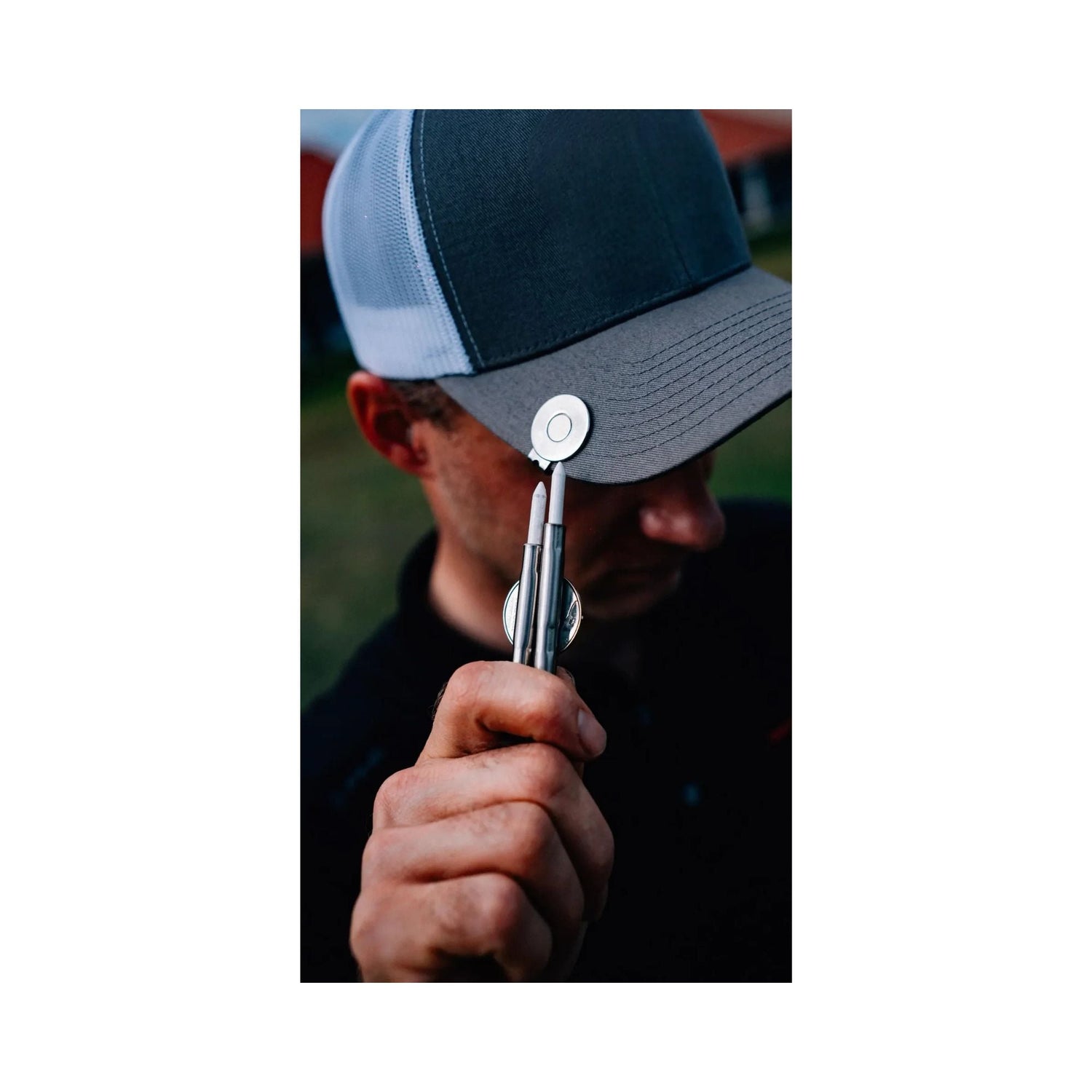 The Tee Clip