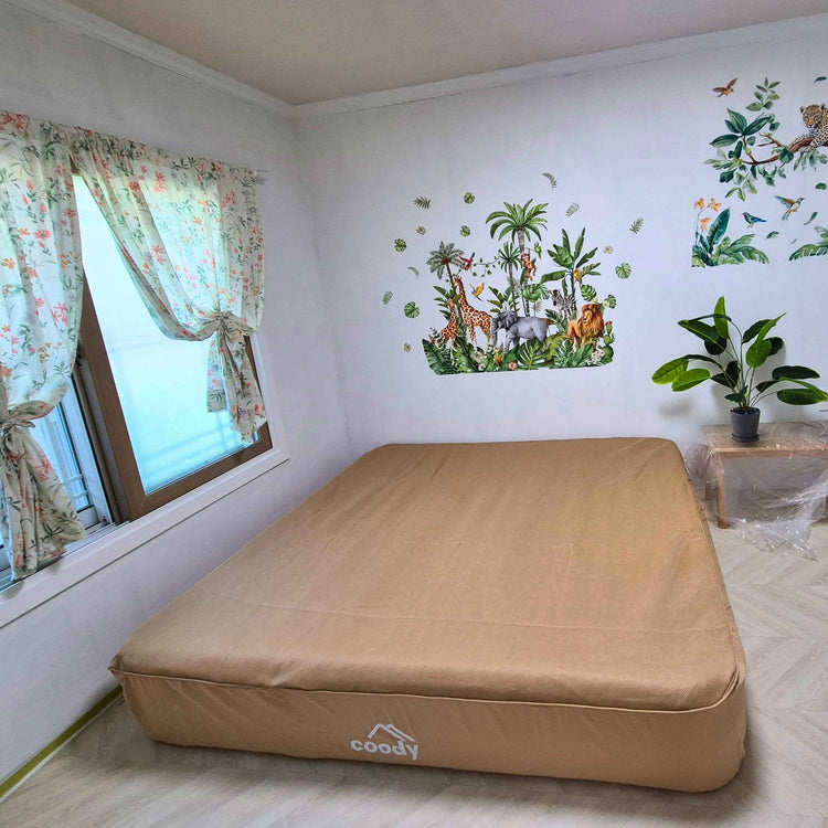 RBM Outdoors Coody Air Mattress Beige King (197×184×35 cm) – Premium Air Bed with Built-in Pump