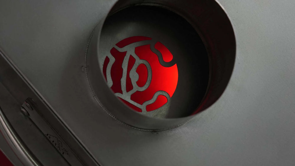 RBM Outdoors Medium Wood Stove With Fire-Resistant Glass "Caminus M"