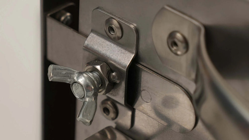 RBM Outdoors Medium Wood Stove With Fire-Resistant Glass "Caminus M"