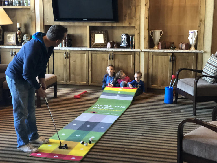 EyeLine Golf Roll the Rock Putting Challenge Mat (10'x2')