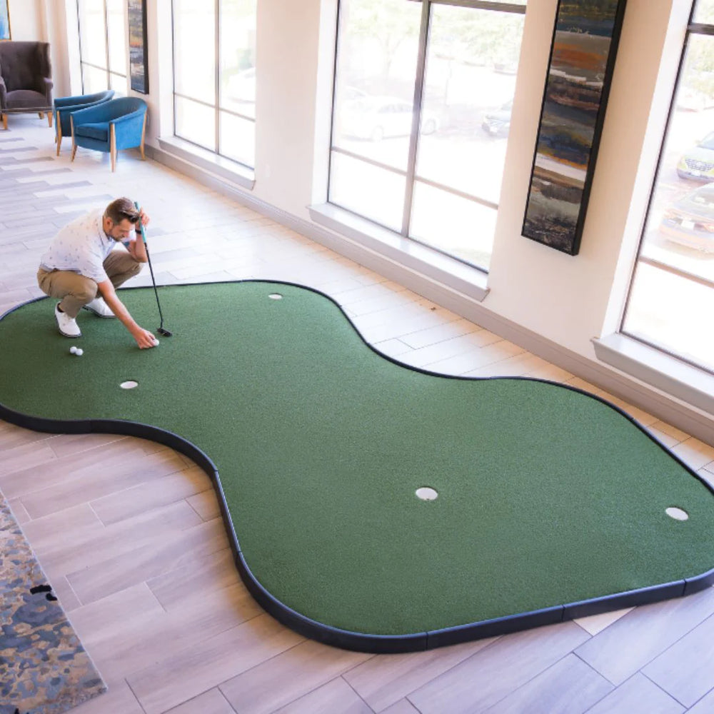 Shop Indoor Golf SIGPRO Double Break Putting Green