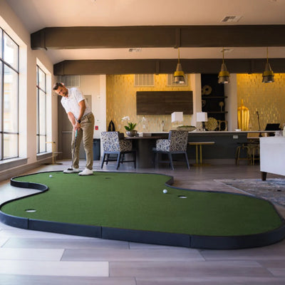 Shop Indoor Golf SIGPRO Double Break Putting Green