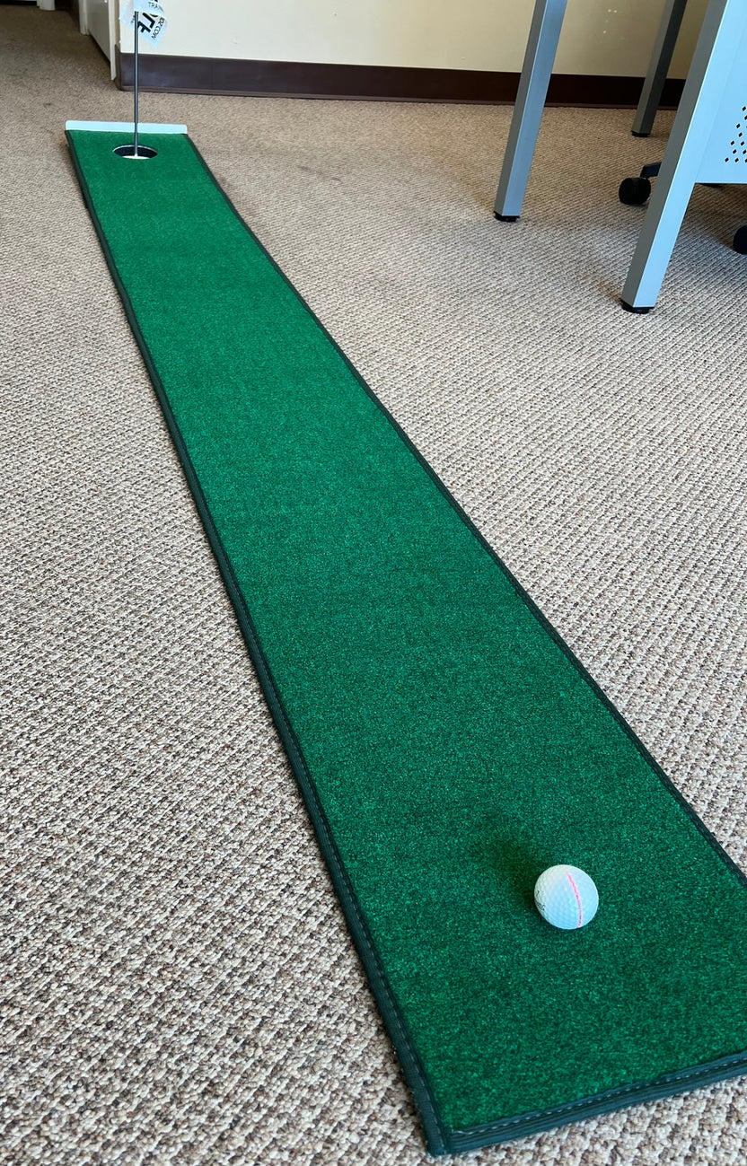 Home Putt - Portable Golf Putting Mat - Perfect Golf Training Aid to P ...
