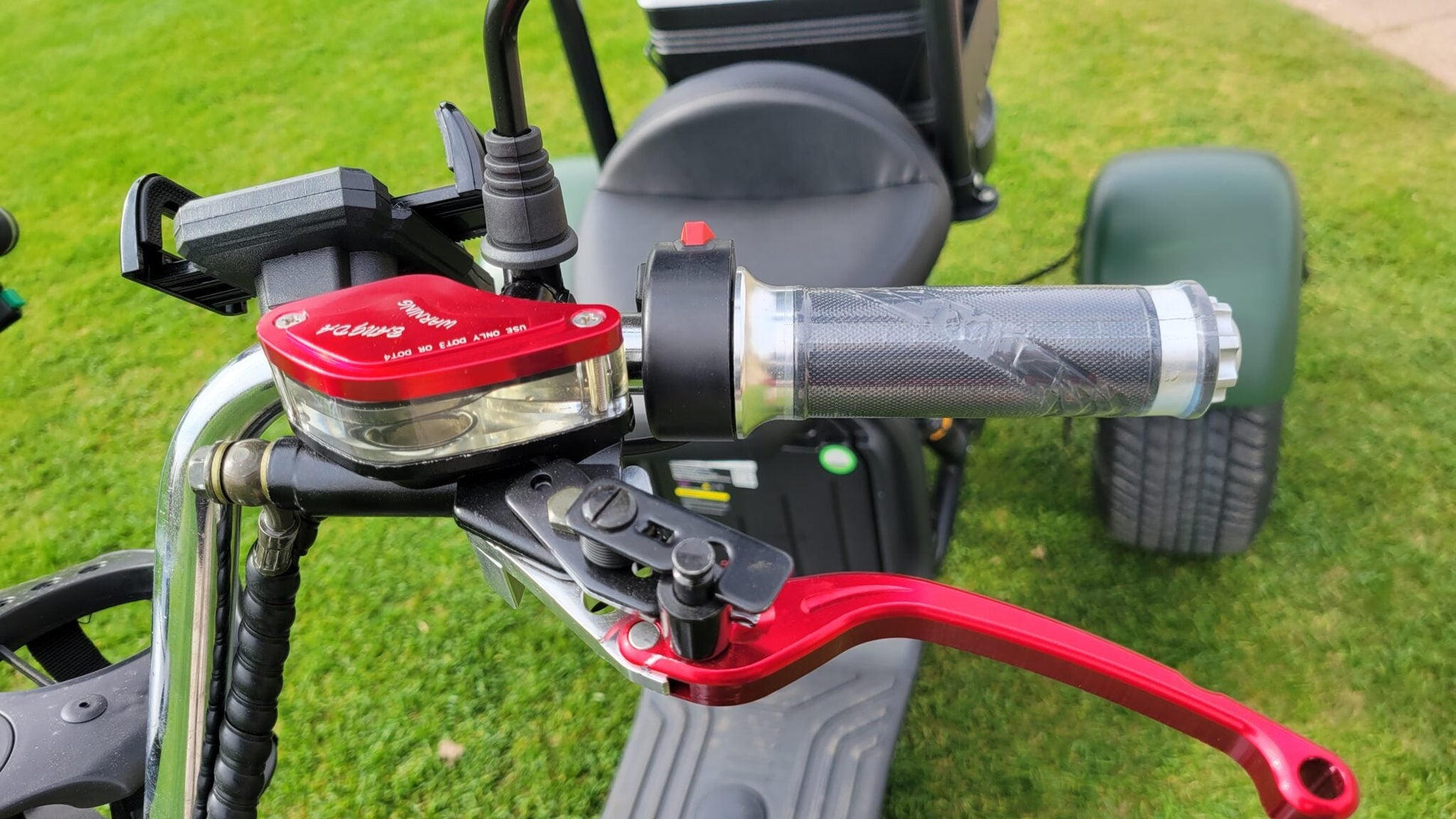 14 STX - Rebel Trike Golf Scooter - Big Horn Golfer