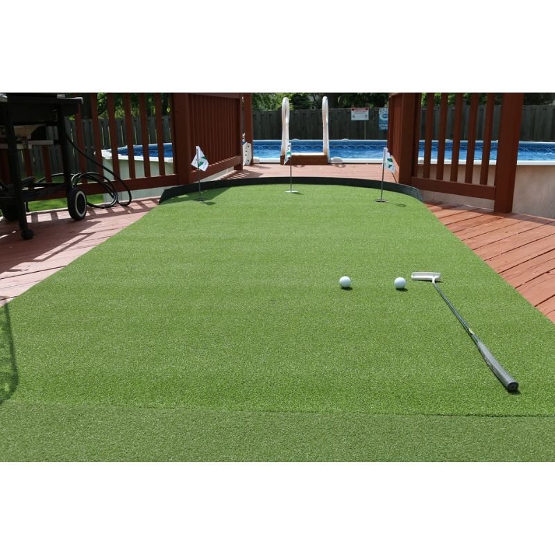 Big Moss Golf - Commander Patio Series Putting & Chipping Green - Big Horn Golfer